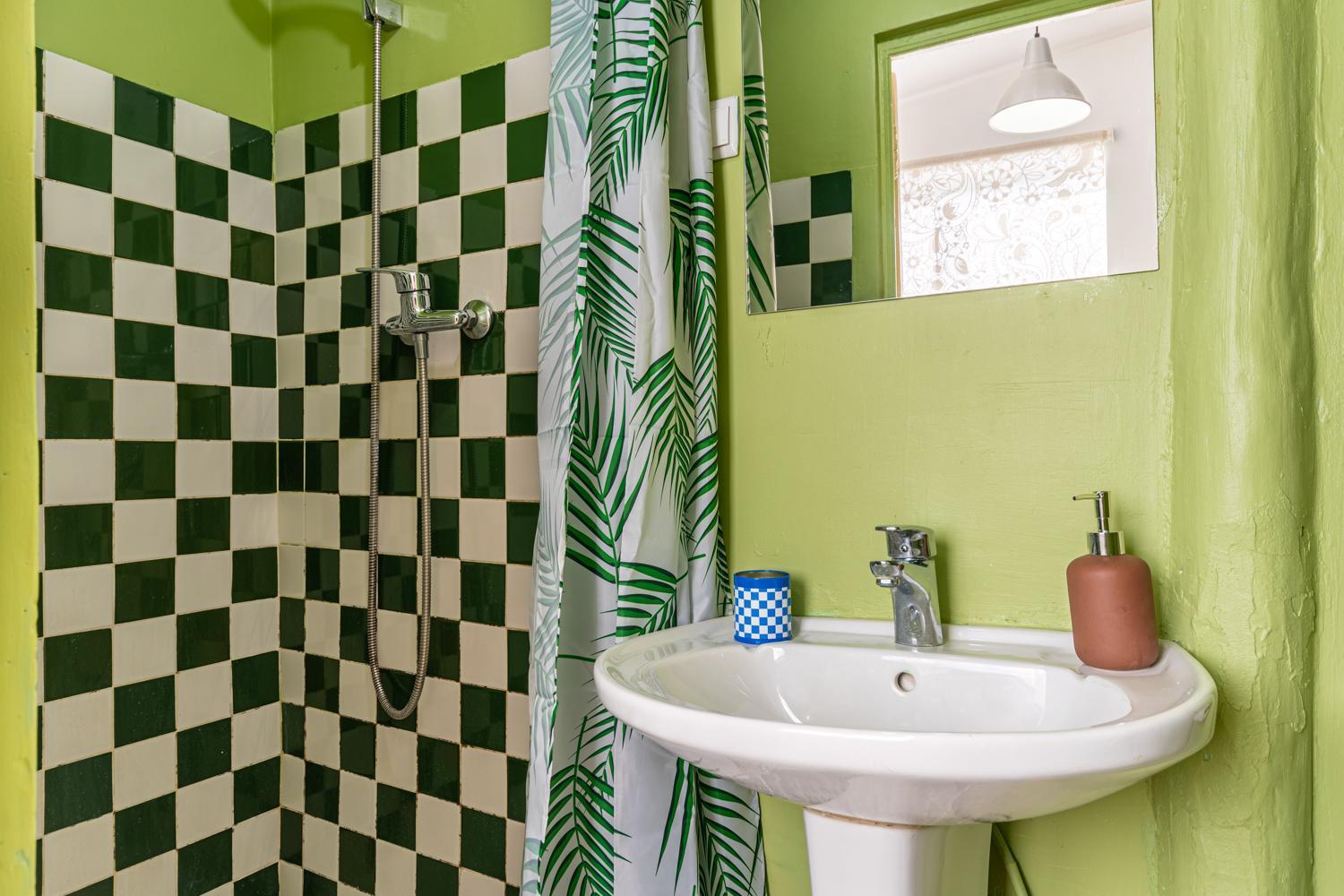 Spacious Apartment With Terrace At Graca Lisboa Eksteriør billede